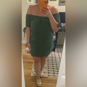Lulus off-the-shoulder, tie sleeve, green dress